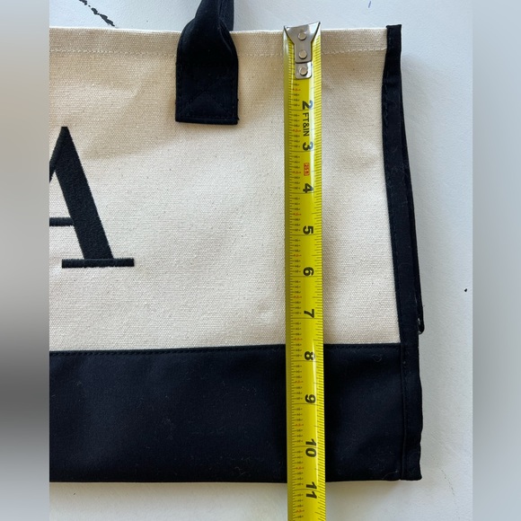 Letter 'A' tote - Picture 6 of 7